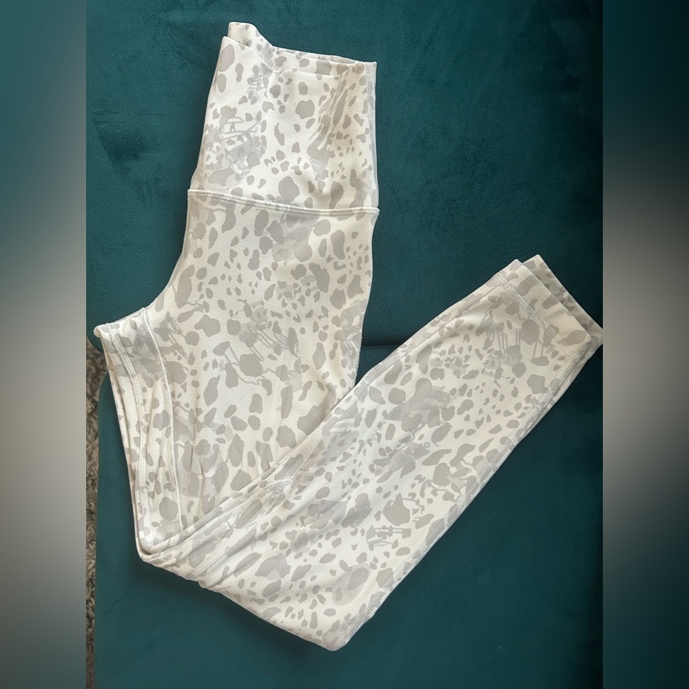 lululemon athletica White & Light Gray Printed Leggings